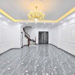 Nhà mới kinh doanh sầm uất vĩnh quỳnh thanh trì dt 125m 4 tầng mt 5,5m. chào 8,6 tỷ