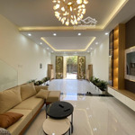 Quà tặng tân gia- nhà đẹp 4 tầng- thang máy- đường 12m- ngang 5m- ô tô trong-p phú mỹ-quận 7-kế pmh
