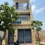 Bán căn nhà 1 trệt 3 lầu full thổ cư - đường 16m trong khu dân cư, nội thất đầy đủ, giá 7,7 tỷ