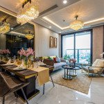 Chính chủ gửi bán căn hộ n07 mặt đường thành thái. dt 110m2, 3pn, 2vs căn góc, bc đông nam