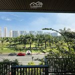 Giá rất tốt. biệt thự liên kế đường c nhìn công viên lớn. giá 44 tỷ nhà có hdt