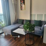 Bán căn hộ lô a thang máy cc bàu cát ii, 60m2, 2pn, 2wc, giá 3,2 tỷ, nhà đẹp, view thoáng.