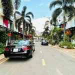 Cho thuê nhà riêng tại valencia riverside, 75 m2, 2 lầu, 3pn, 4wc, full nội thất 0902871189 lêtrung