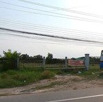 Bán đất mặt tiền quốc lộ 50, 700 triệu, 120m2,cách cần giuộc 3km, hcm 15km, cần đước 10km.