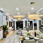 Chính chủ bán căn 2 ngủ 75m2 season avenue. giá 5,3 tỷ - lh 0946566549