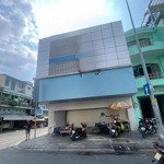 Cho thuê góc 2 mặt tiền 37 - 39 nguyễn thái học, quận 1