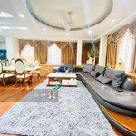 Bán nhà phố vip cầu giấy, phân lô ô tô tránh, 2 mặt ngõ, nhà đẹp nội thất xịn, 70m2*4t.