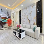 Chủ nhà cần bán gấp căn nhà hẻm lớn gần công viên gia định - đào duy anh, phú nhuận - 40m2 2tỷ050