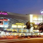 Bán nhà siêu rẻ mặt tiền hòa bình- tân phú. dt: 22x 38m- cấp 4. hđ thuê: 150 triệu/th. giá: 69 tỷ