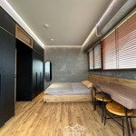 Thuê ngay căn hộ 1 pn 45m2 ban công bếp siêu rộng ngay tại phan xích long