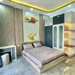 Cần tiền bán gấp nhà mặt tiền nội bộ khu hà đô, q10, dt: 4x17m, 5 tầng kiên cố, chỉ hơn 22 tỷ