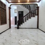 Bán nhà riêng tại sở thượng, 9,3 tỷ, 62m2, 4pn, 2wc, pháp lý đầy đủ, giá tốt