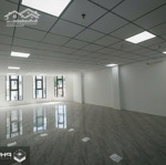 Bán tòa nhà buildinh mt bạch đằng. p2. quận tân bình. 11 x35m. cn: 240m2. hầm 7 tầng. giá 75 tỷ