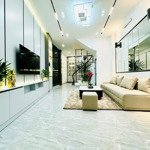 Nhà phố ngọc khánh, ba đình diện tích: 35/38m, mặt tiền 3.5m xây 4 tầng, kinh doanh