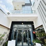 Bán nhà mới ở ngay khu biệt thự kiều đàm quận 7 ngang 4.2m - 3 tầng xe hơi ngủ nhà chỉ 13 tỷ x