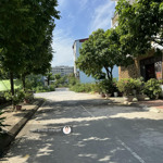 Bán lô đất 79,5m2 view vườn hoa cực đẹp tại tt trâu quỳ, gia lâm, view vườn hoa cực đẹp.
