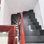 Bán nhà riêng tại lò đúc, 4,25 tỷ, 22m2, 2pn, 2wc, 4 tầng, đầy đủ nội thất 30m ra phố
