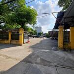 Bán nhà phố hoàng ngọc phách, đống đa. sổ 68m*4t, mt 3.5m, 12,2tỷ. có ô lắp thang máy, thêm tầng ok