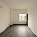 Dt: 78m2 phố vạn hạnh, giang biên, lb, hn