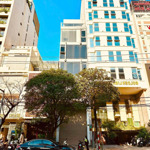 Siêu phẩm hồ nghinh tòa nhà 5 tầng có thể lên 8 tầng