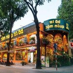 Cho thuê siêu phẩm nhà mặt phố nguyễn khánh toàn, diện tích 2 tầng:170m2, mặt tiền: 12m,vỉa he rộng