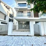 Cho thuê văn phòng dương nội an vượng viila 5triệu 50m có điều hoà,để xe ô tô thoải mai