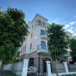 Chính chủ cắt lỗ căn song lập view trực diện công viên, hướng đông nam, áp góc - giá 19 tỷ