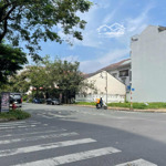 Bán lô đất góc 2mt đường lớn gần nam thiên pmh, q7 dt 16x18m giá 120 tỷ, lh 0938 775 995 mr an
