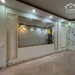 25 triệu còn thương lượng - cho thuê nhà làm chdv hxh p3 bình thạnh