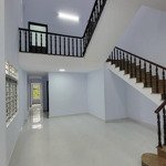 Cần bán gấp nhà cũ lũy bán bích - 3 tầng - 5.2m x 18m - hẻm xe tải 10m - chỉ 6.3 tỷ