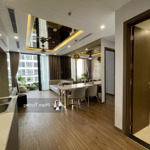 Bán cc vinhomes west point 2pn ban công đông bắc sổ đỏ lâu dài giá chỉ 6,1 tỷ (giá bán nhanh)