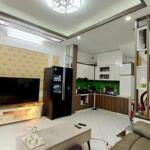 Bán tòa nhà ccmn hào nam 80m,8t thang máy, 18 phòng cho thuê, dt 1 tỷ1 năm, vị trí đẹp, giá 15 tỷ
