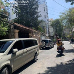 Chính chủ bán tòa nhà ngay đường nguyễn văn trỗi, p.11, q.phú nhuận. diện tích: 17x12m, giá 35 tỷ