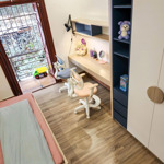 Bán nhà riêng tại phố lụa, 7,2 tỷ, 30m2, 3pn, 3wc, 5 tầng, hướng tây
