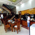 Bán nhà 3 tầng mặt tiền đường kinh doanh buôn bán tốt,giá chưa bằng đất trong hẻm