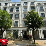 Bán nhanh nhà phố 84m2 rẻ nhất vinhomes grand park chỉ 14.5 tỷ