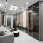 Bán nhà 6 tầng - thang máy- tại hào nam – thiết kế hiện đại