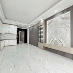 Bán nhà phân lô hồ văn chương đống đa, dt 38m2, 6 tầng thang máy mới tinh, gara ô tô, cách phố 5m