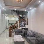 Chính chủ gửi bán nhà p lý tự trọng, 40m2 4 tầng, ô tô đỗ cửa, sát p ngô thì nhậm, hđ, hơn 6 tỷ