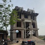 Cần bán biệt thự cienco mê linh - 300m2 - khu a, sổ đỏ giá tốt nhất khu vực. hướng đông