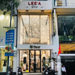 Cho thuê nhà mặt phố chùa láng, dt: 70m2 x 4t, mt: 4m vị trí đắc địa, kinh doanh đỉnh cao.