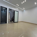 Bán nhà phố quan nhân 53m2, mt 4m, 6 tầng, 12 tỷ 3, tặng full nội thất, gần hồ quan nhân
