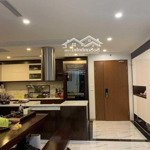 Tôi bán căn hộ 2pn + 1 phụ new skyline, 100m2 văn quán, hà đông, hà nội