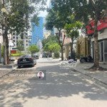 Bán nhà ngõ 647 lạc long quân, tòa building lô góc vp 230m2, 8tầng, mt11m, oto tránh vỉa hè, 89.5tỷ