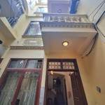 7.95 tỷ có nhà đỗ thuận, hbt,49m 3 tầng, ngõ 3 gác, gần oto