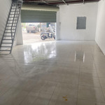 Cho thuê kho 120 mới đẹp lô góc, ô chui tận kho. siêu rẻ 13 triệu mt hai mặt mới cứng