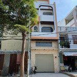 Bán nhà cô giang p4 vũng tàu 1 trệt 2 lầu đường 20m có vỉa hè giá 10.8 tỷ