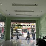 Bán nhà mặt tiền n1 khu d2d vị trí đẹp chỉ 15 tỷ
