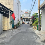 Bán đất 80m2 quốc lộ 13 khu dân cư đông đúc giá 5 tỷ 7 tl, còn mấy lô giá tốt lh em ngay.