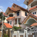 Bán biệt thự hoa hồng khu compound , phường an khánh quận 2. dt: 10 x30 (4 tầng). giá: 58 tỷ